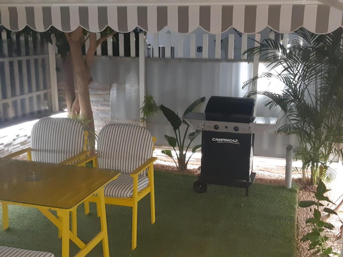 Pool View Yard Ferienhaus Playa del Inglés